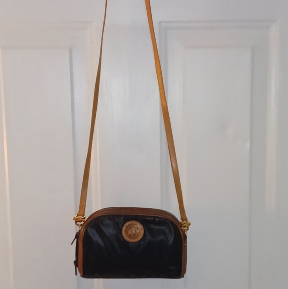 Hunting World Vintage Crossbody Bag Navy Blue/Tan Authentic with certificate - Picture 12 of 16